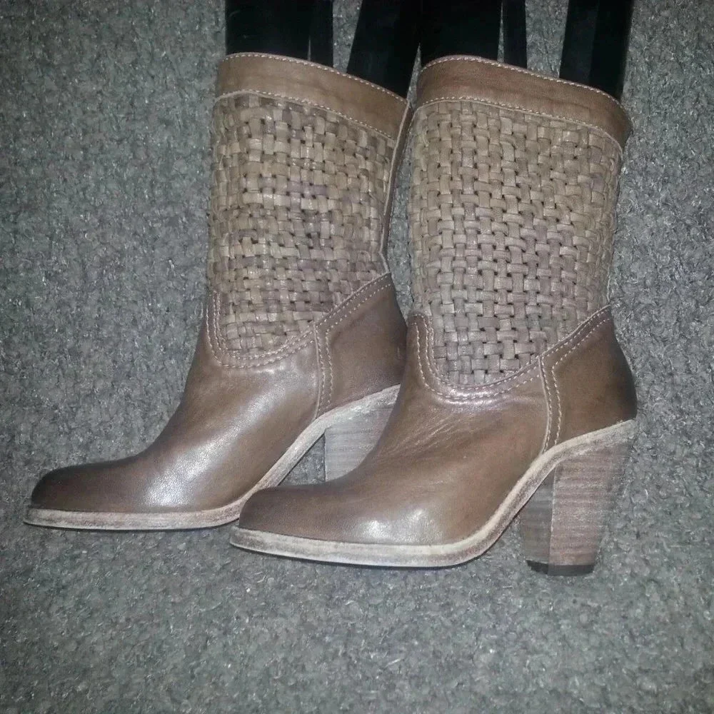 AUSTRALIA LUXE COLLECTIVE-WYNN-Cognac Braided Leather Boots-Sz 35-Excellent